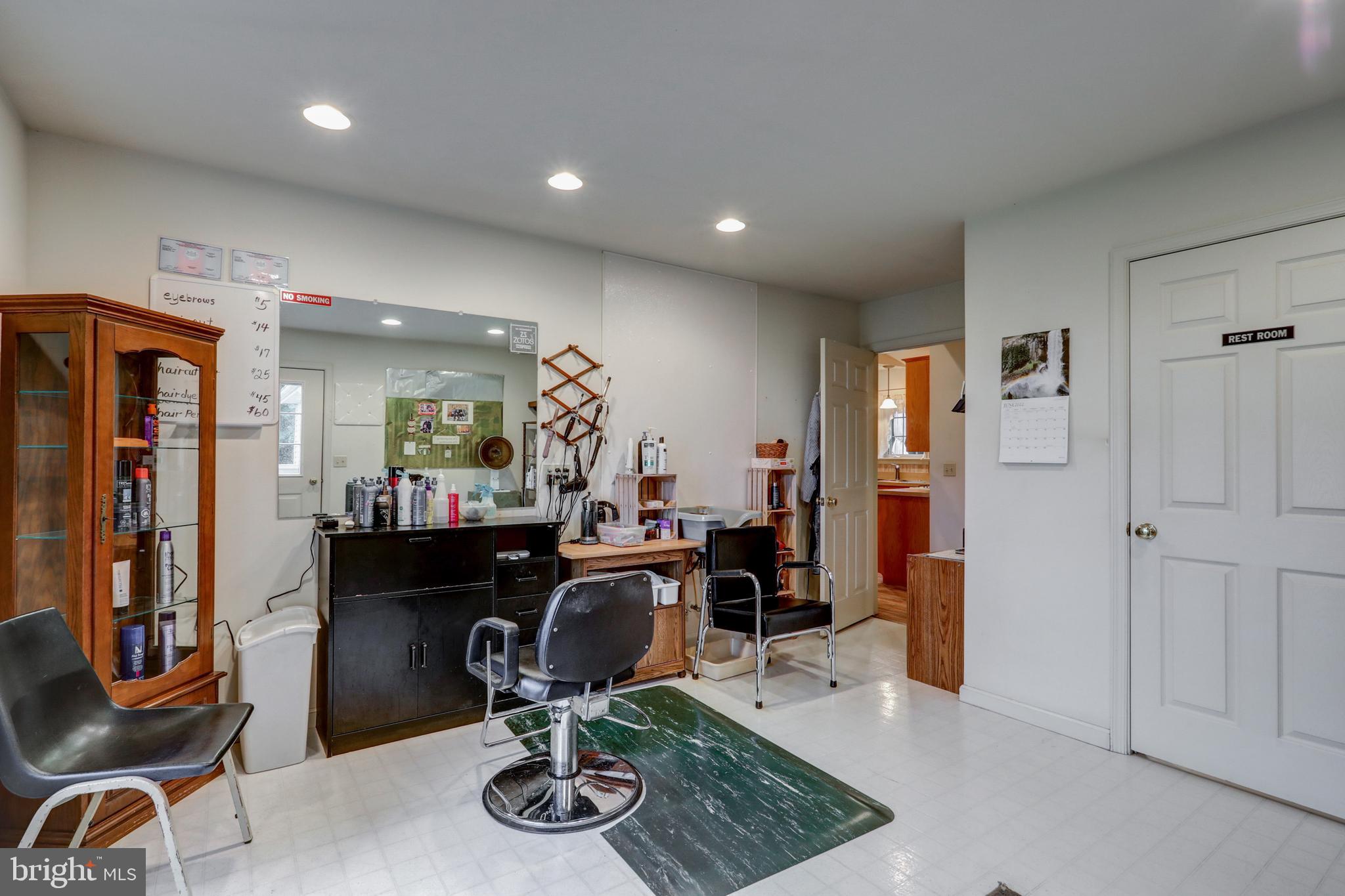 1109 Noble Road Christiana, PA 17509 - Photo 36 of 46 Office/Beauty Salon