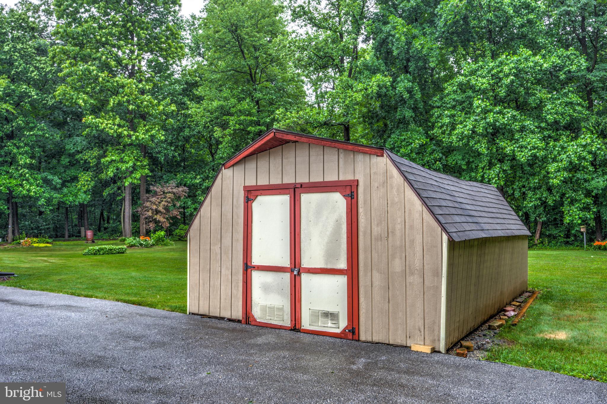 1109 Noble Road Christiana, PA 17509 - Photo 43 of 46 Storage Shed