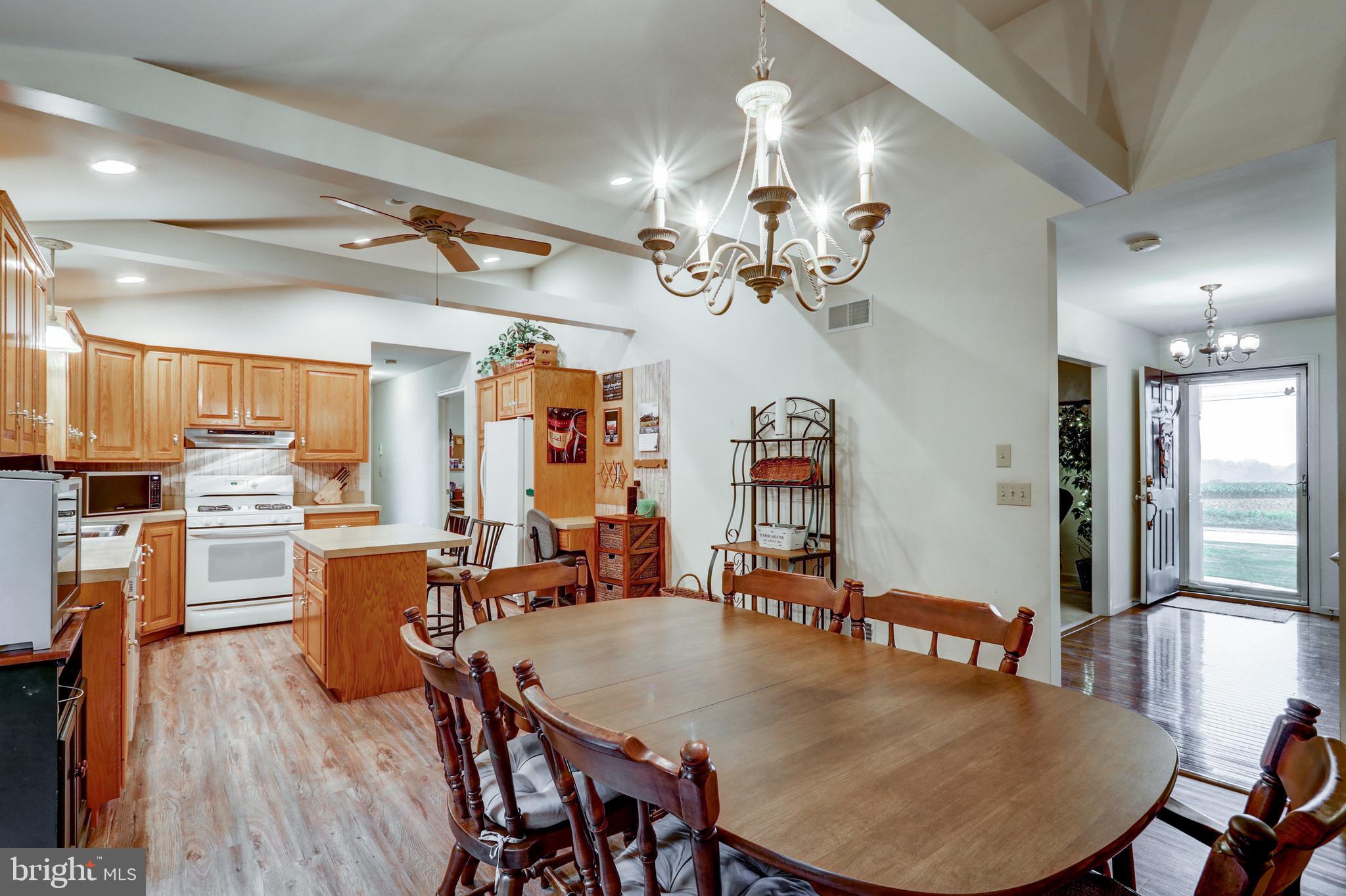 1109 Noble Road Christiana, PA 17509 - Photo 10 of 46 Dining Area