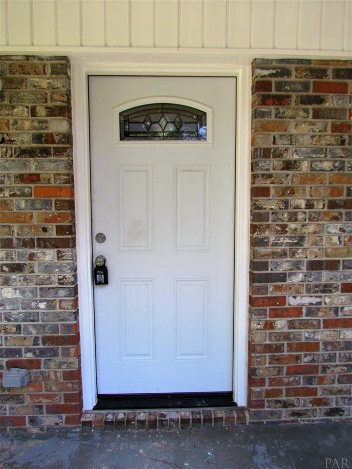 980 Green Hills Road Cantonment, FL 32533 - Photo 4 of 33 Gallery Image 4