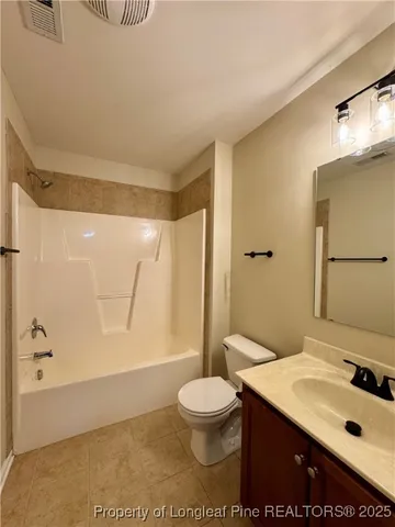 $1,800 | 105 Bluebonnet Oak Court, Bunnlevel, NC 28323