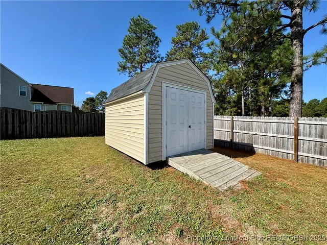 $1,800 | 105 Bluebonnet Oak Court, Bunnlevel, NC 28323