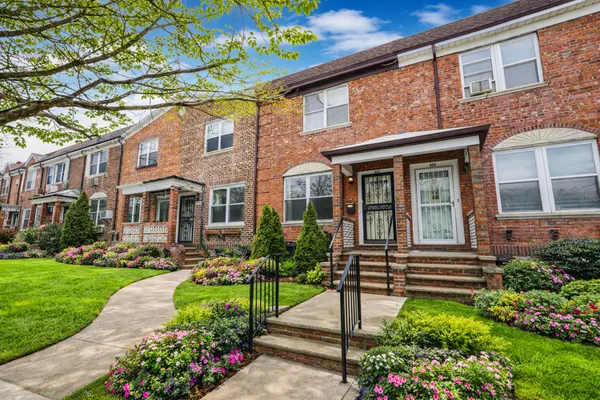 $950,000 | 321 Bay 13th Street | Bath Beach