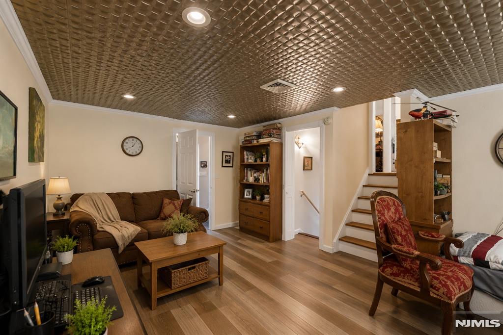 310 Ruckman Road Closter, NJ 07624 - Photo 2 of 30