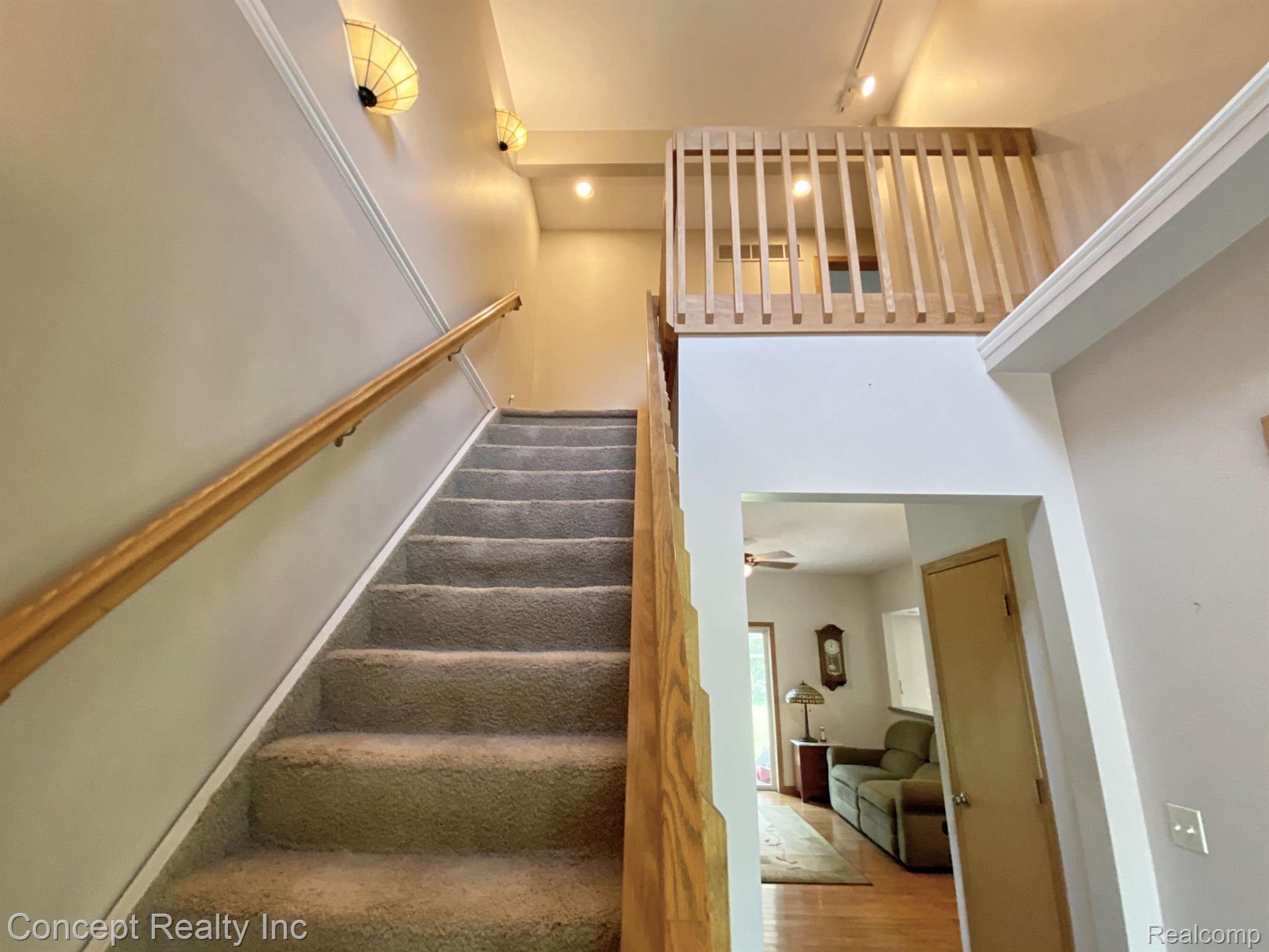8533 Rucker Road Grosse Ile, MI 48138 - Photo 7 of 38 Gallery Image 7