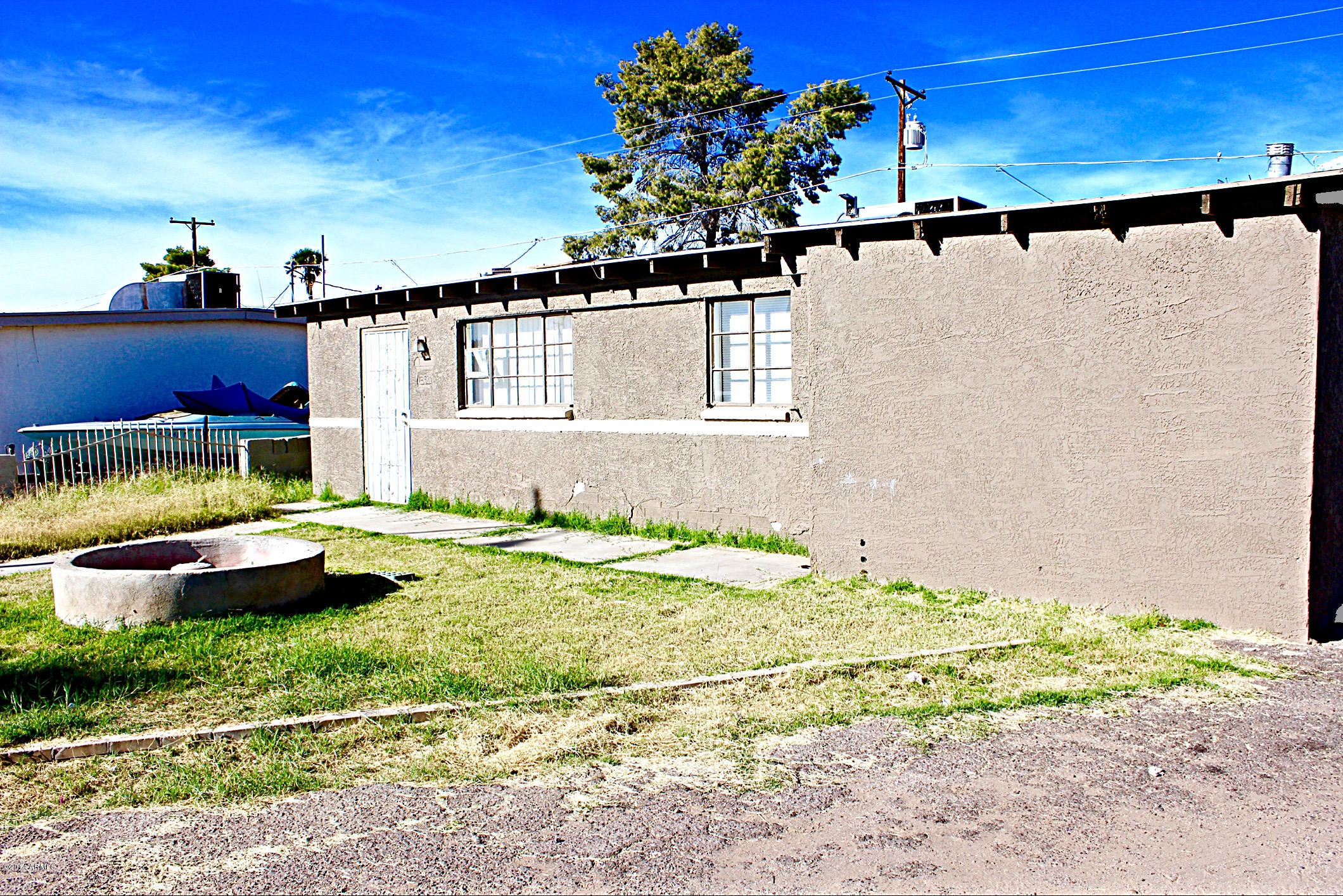 3920 West Granada Road Phoenix, AZ 85009 - Photo 7 of 8 IMG_0919