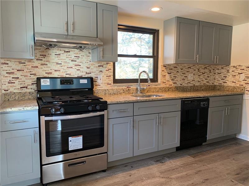 332 Fort Couch Road Pittsburgh, PA 15241 - Photo 4 of 22 Gallery Image 4