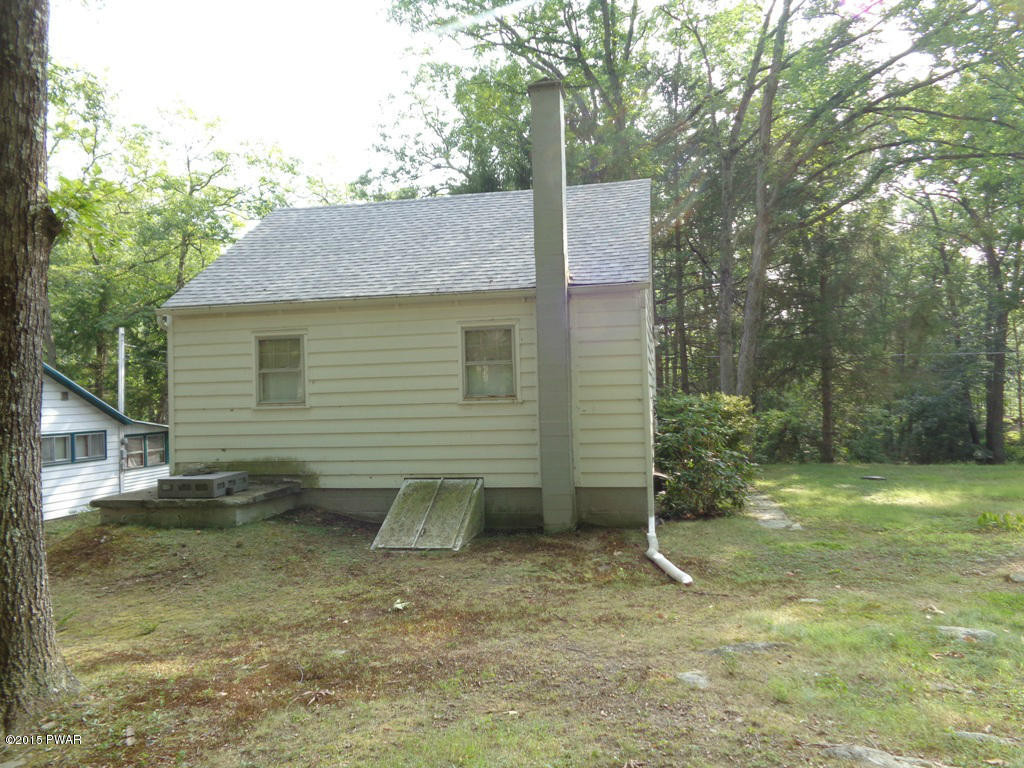 15 Hawleywood Road Hawley, PA 18428 - Photo 6 of 27