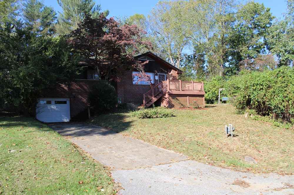 6241 East Gate Road Huntington, WV 25705 - Photo 2 of 26 Gallery Image 2