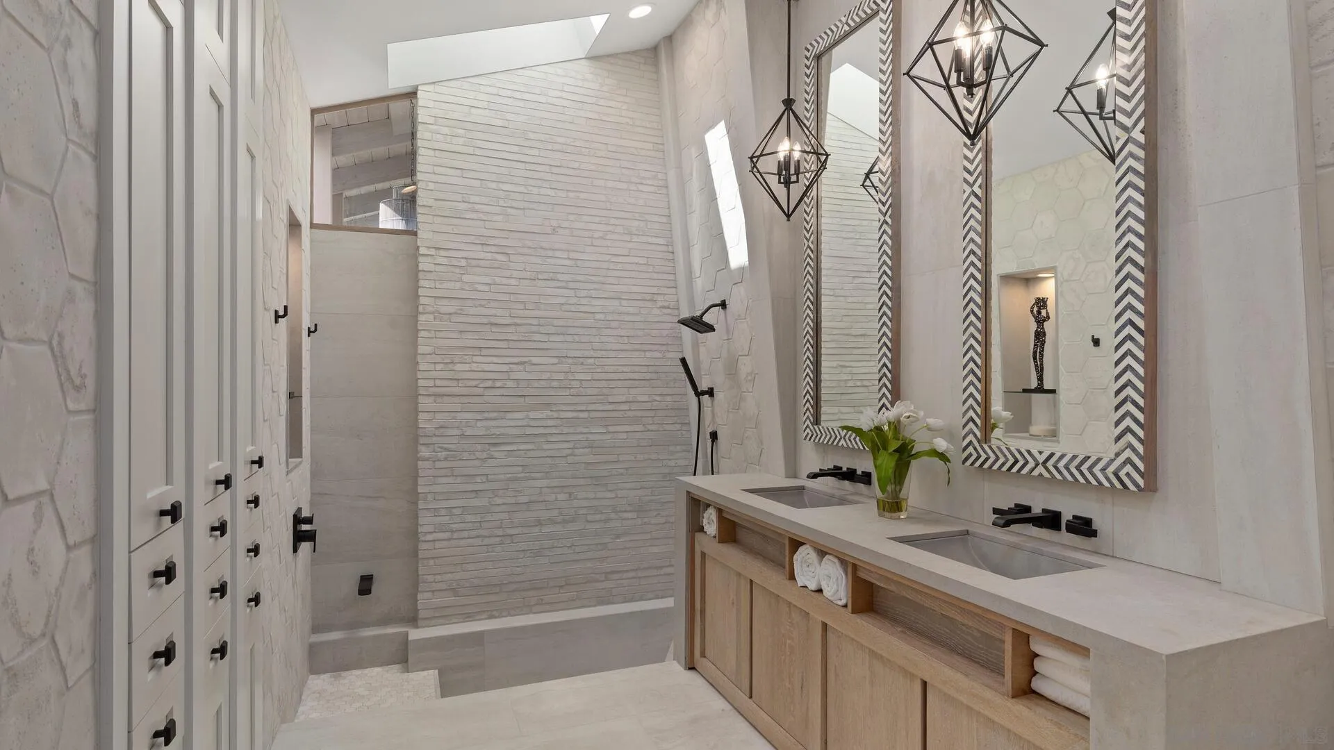 340 7th Street Del Mar, CA 92014 - Photo 18 of 30 a bathroom with a sink and a mirror