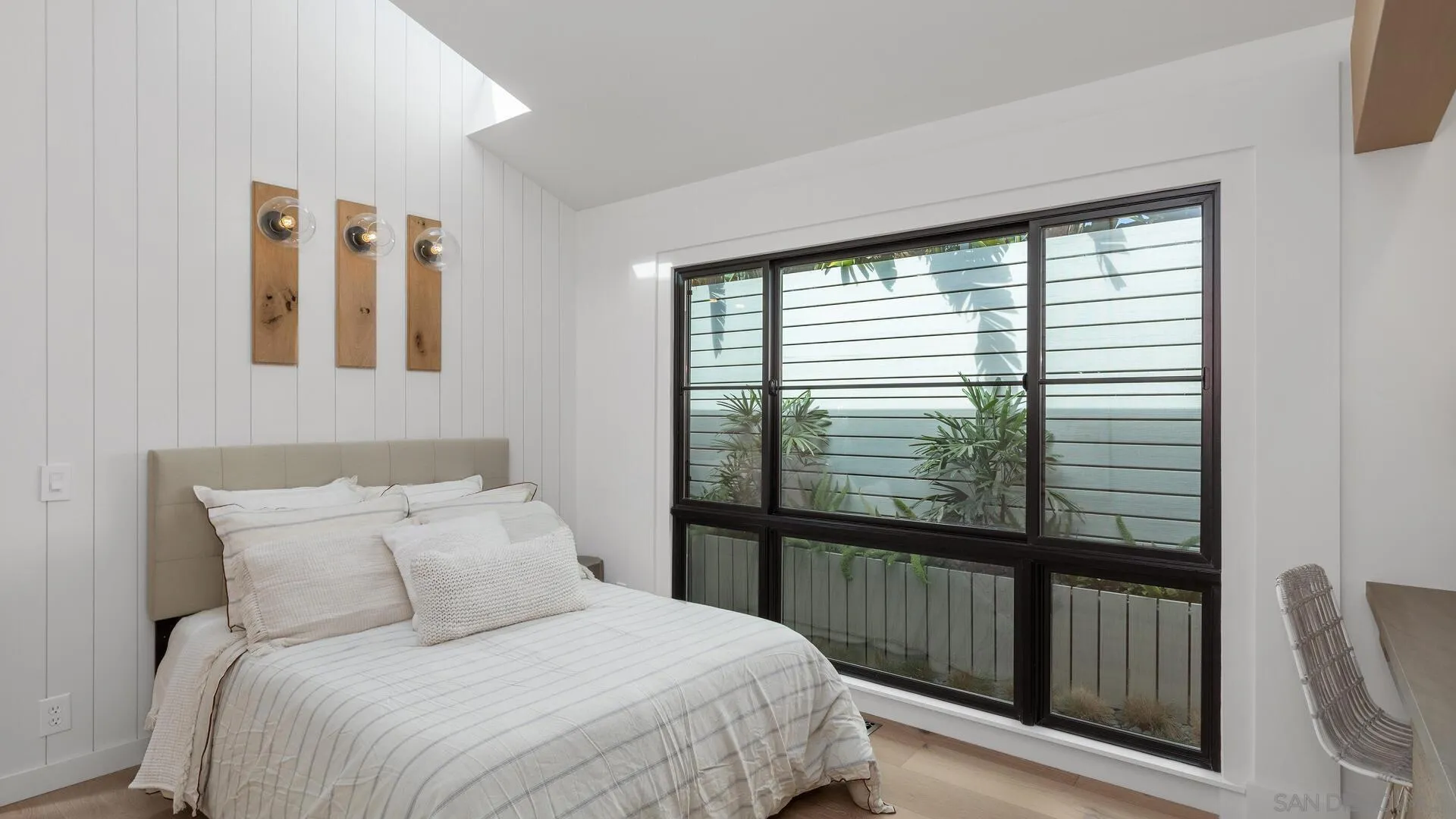 340 7th Street Del Mar, CA 92014 - Photo 24 of 30 a bedroom with a large window