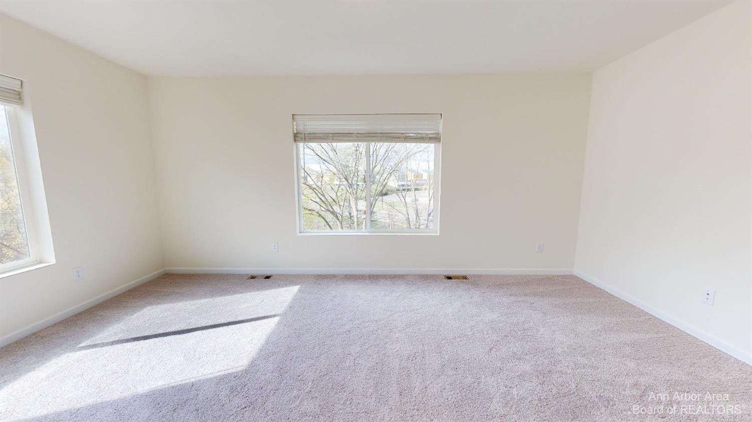 2725 Bristol Rdg Drive Ann Arbor, MI 48105 - Photo 11 of 33 Photo 10