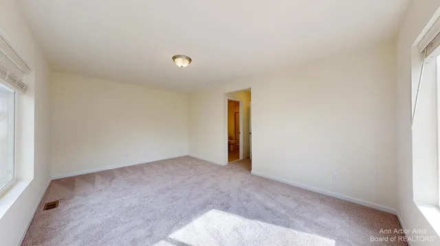 $4,200 | 2725 Bristol Rdg Drive, Ann Arbor, MI 48105