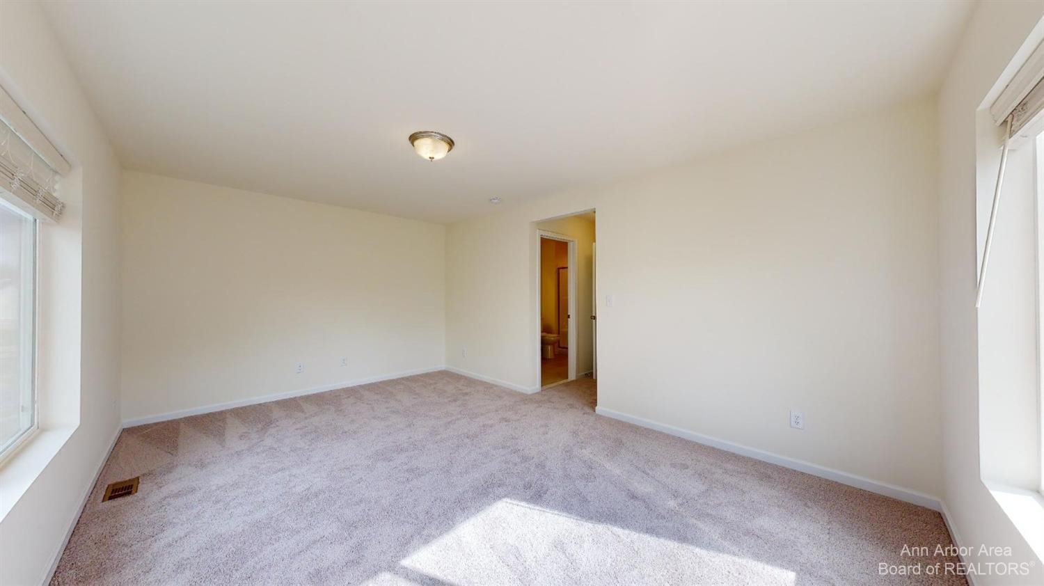 2725 Bristol Rdg Drive Ann Arbor, MI 48105 - Photo 13 of 33 Photo 12