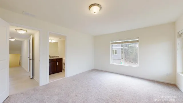 $4,200 | 2725 Bristol Rdg Drive, Ann Arbor, MI 48105