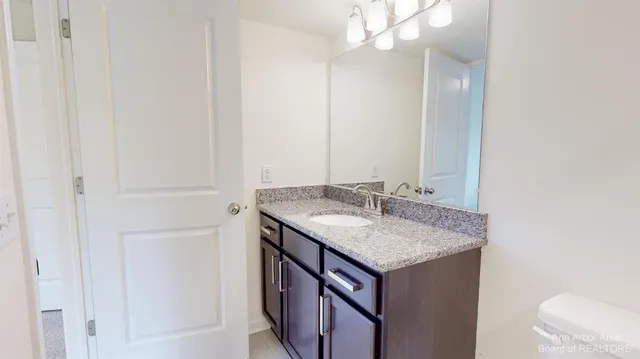 $4,200 | 2725 Bristol Rdg Drive, Ann Arbor, MI 48105