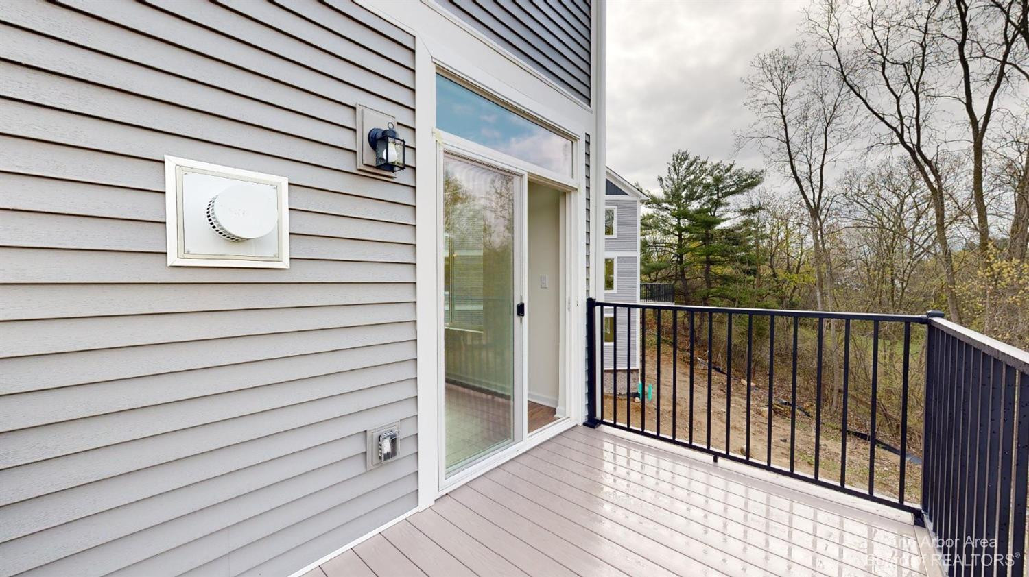 2725 Bristol Rdg Drive Ann Arbor, MI 48105 - Photo 9 of 33 Photo 8