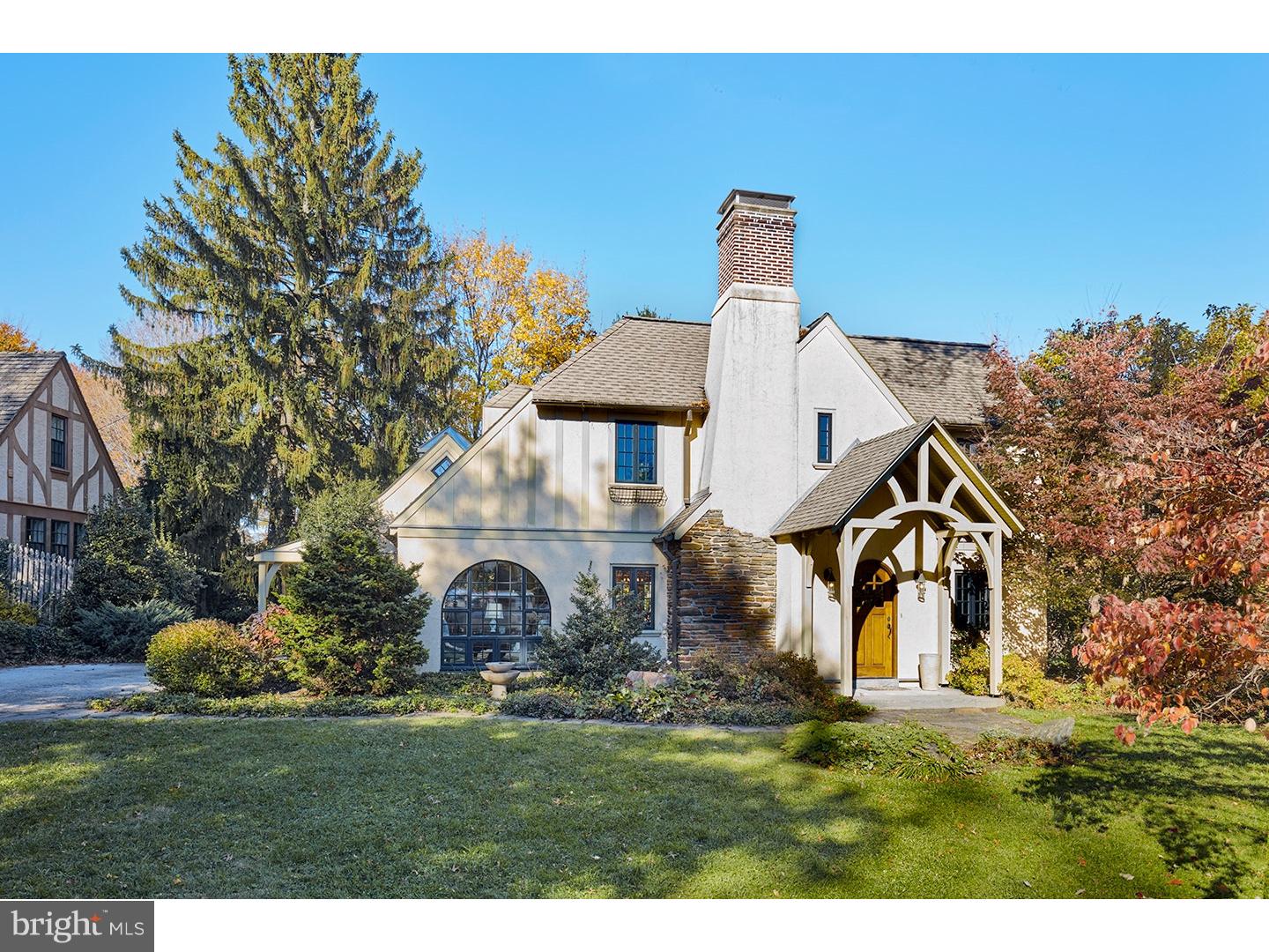531 Hilaire Road Wayne, PA 19087 - Photo 2 of 23