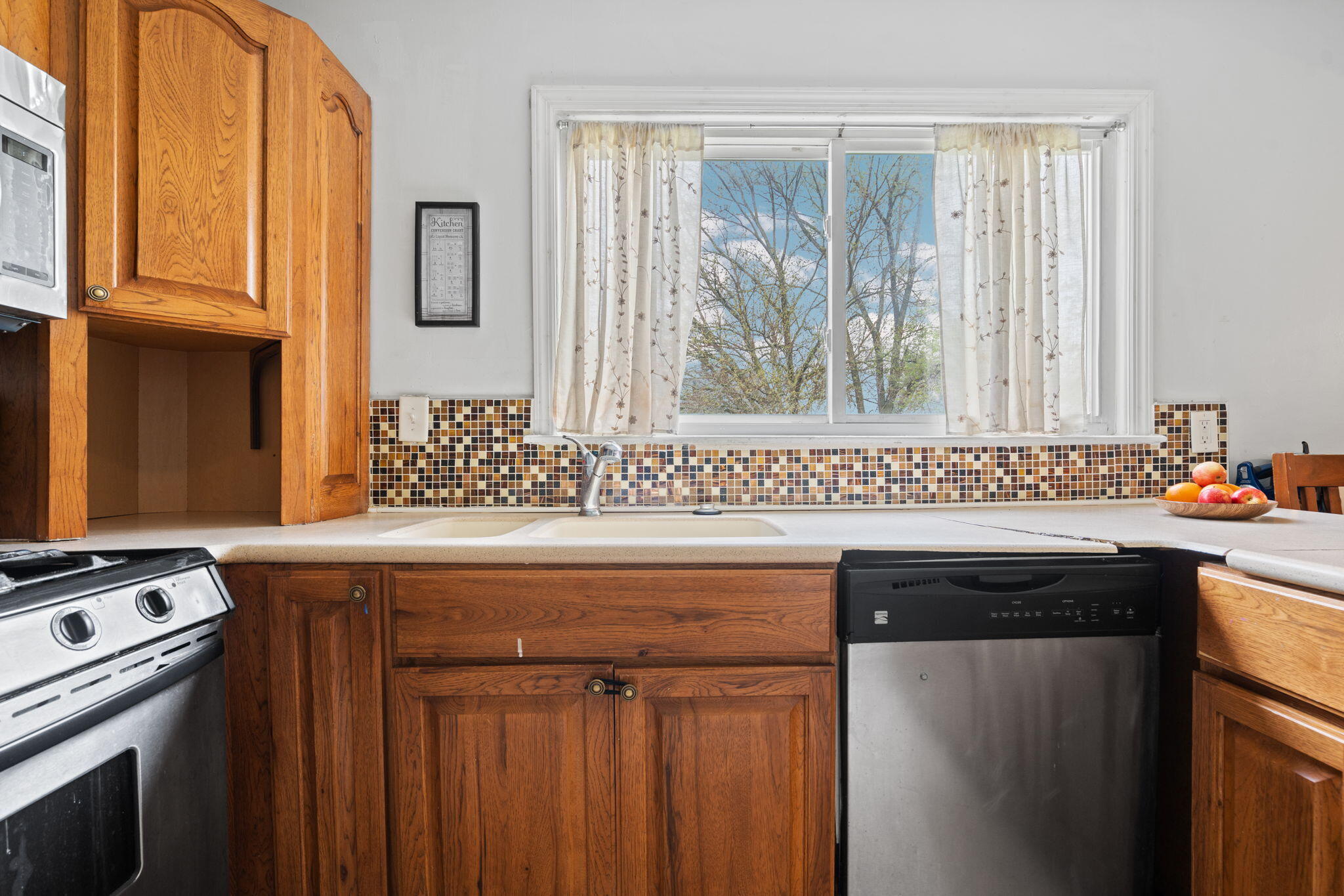 8659 North Canton Center Road Canton, MI 48187 - Photo 4 of 34 14-web-or-mls-DSC09808