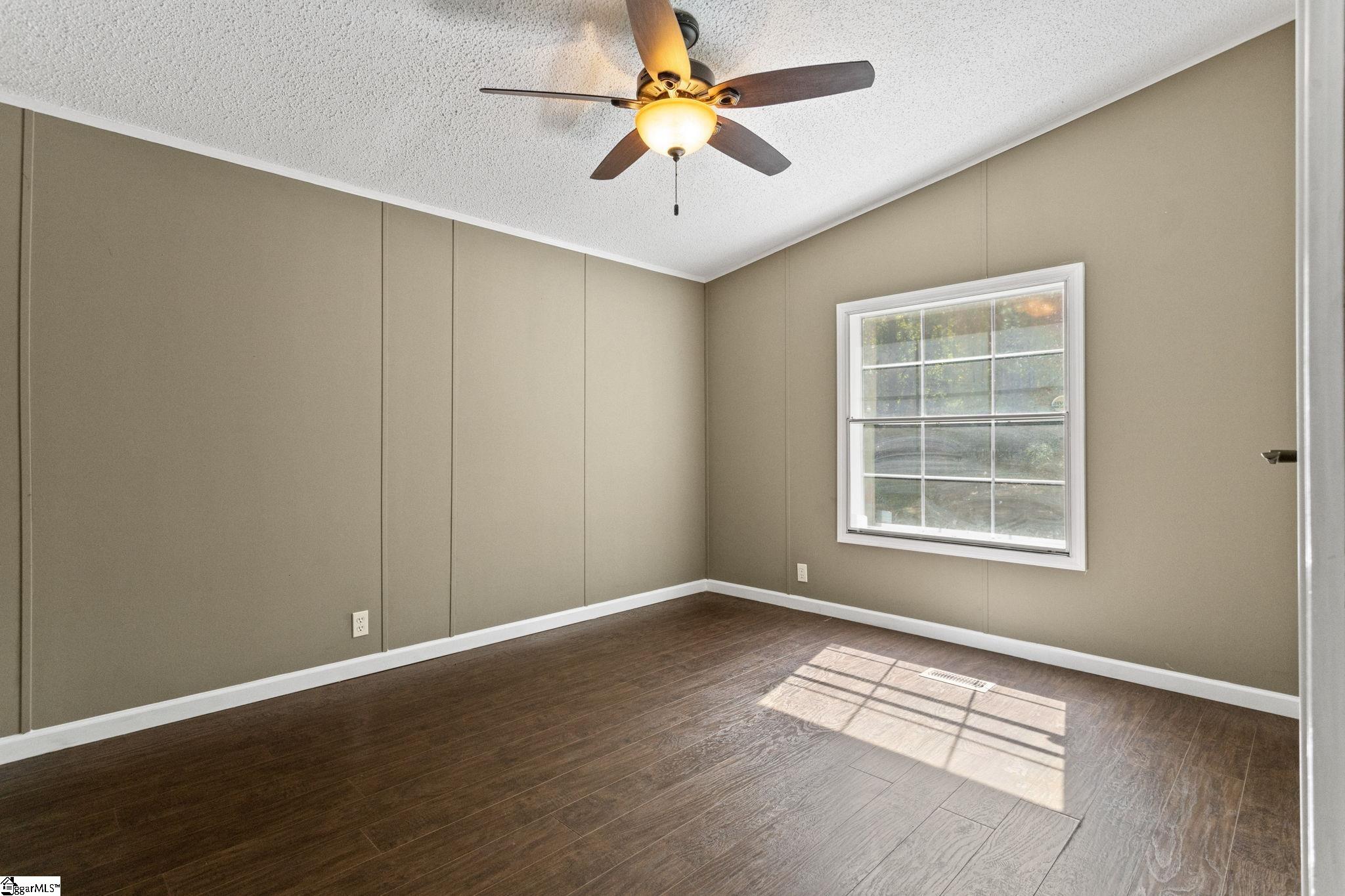 196 New Harrison Bridge Road Simpsonville, SC 29680 - Photo 14 of 26