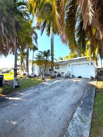 $499,999 | 13041 Southwest 260th Terrace, Homestead, FL 33032