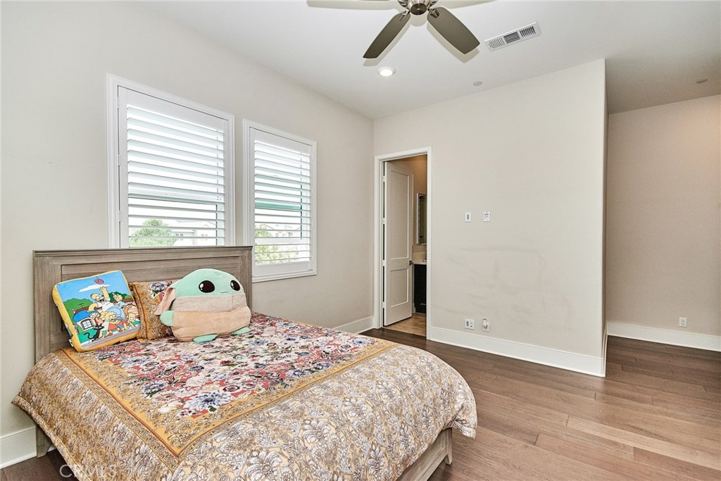 115 Crossover Irvine, CA 92618 - Photo 53 of 64