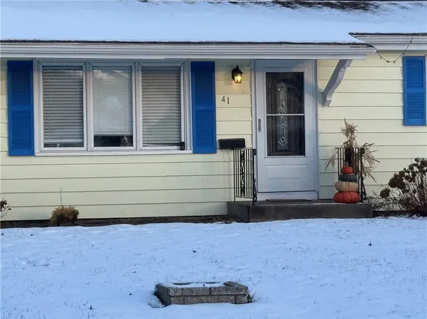 $220,000 | 41 Grecian Parkway, Greece, NY 14626