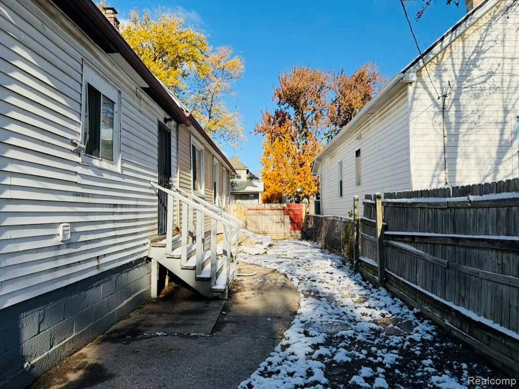 8737 Smart Street Detroit, MI 48210 - Photo 14 of 20