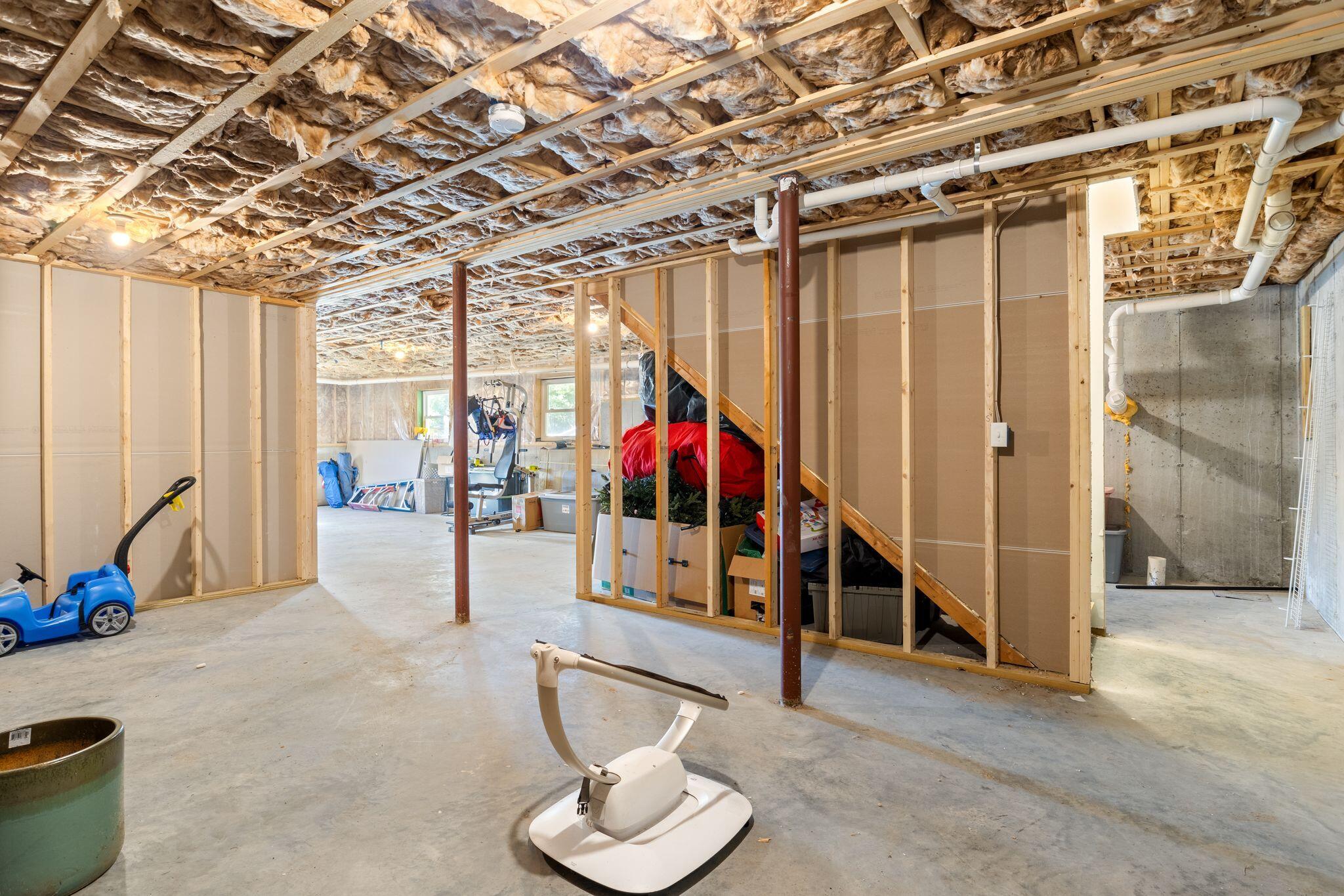 8 Estes Drive Standish, ME 04085 - Photo 29 of 48 8_Estes_Dr_29