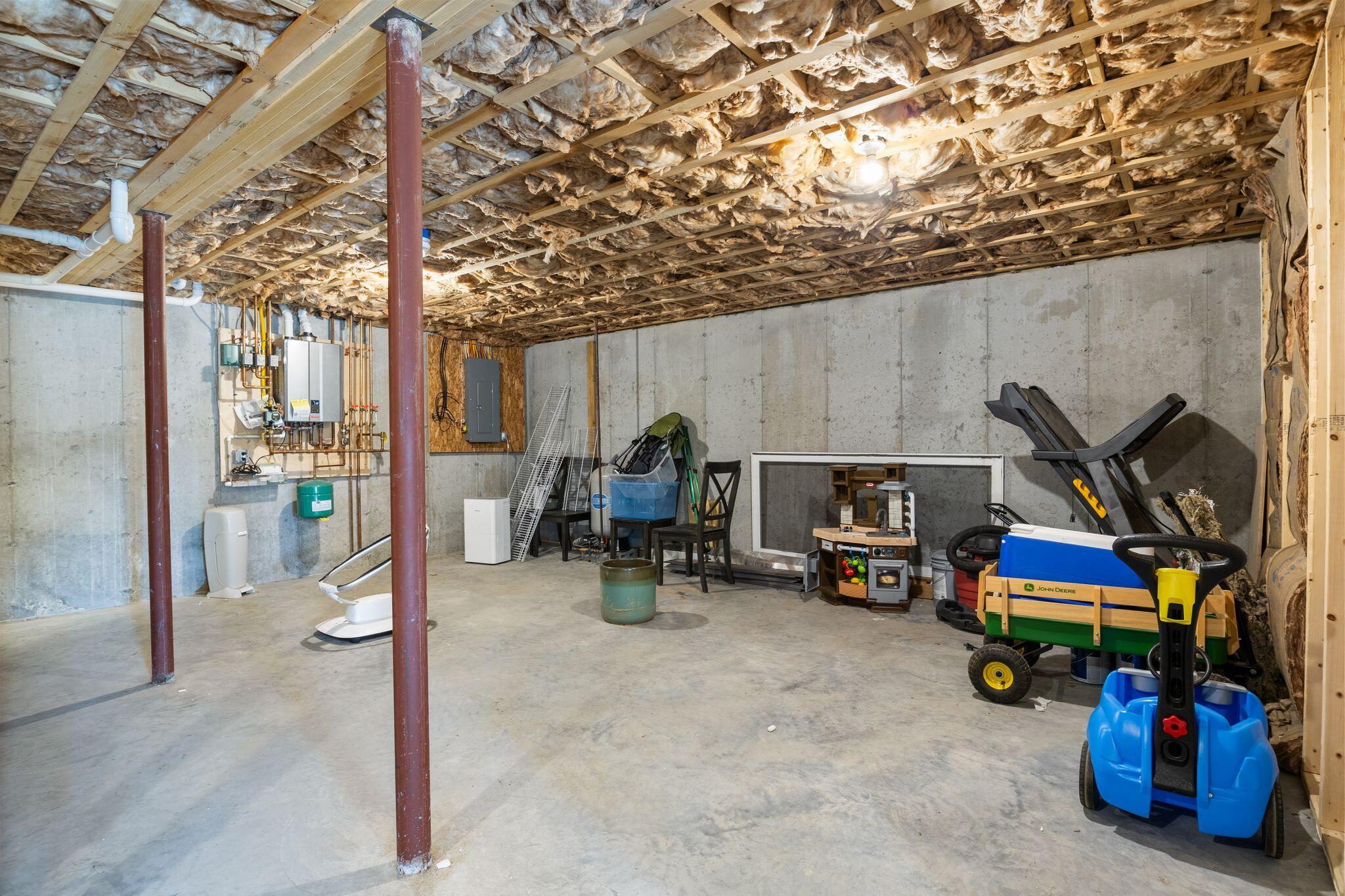 8 Estes Drive Standish, ME 04085 - Photo 30 of 48 8_Estes_Dr_30