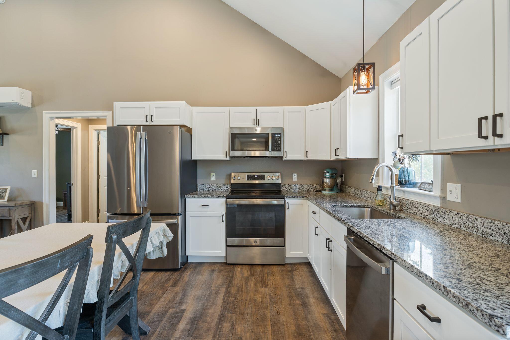 8 Estes Drive Standish, ME 04085 - Photo 7 of 48 8_Estes_Dr_07