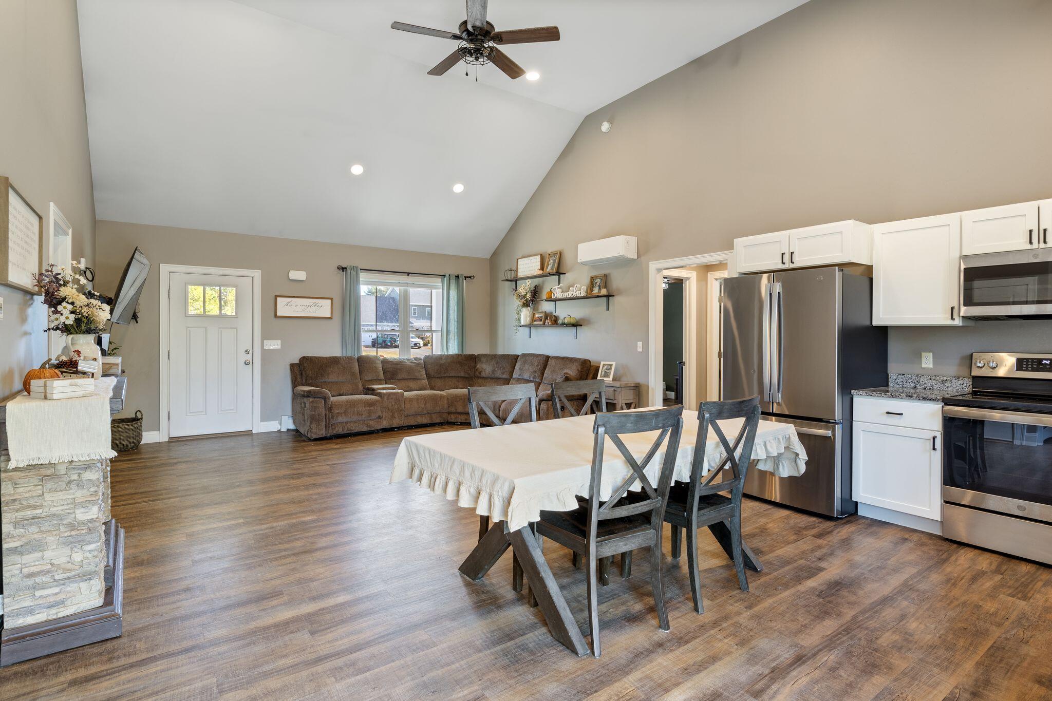 8 Estes Drive Standish, ME 04085 - Photo 9 of 48 8_Estes_Dr_09