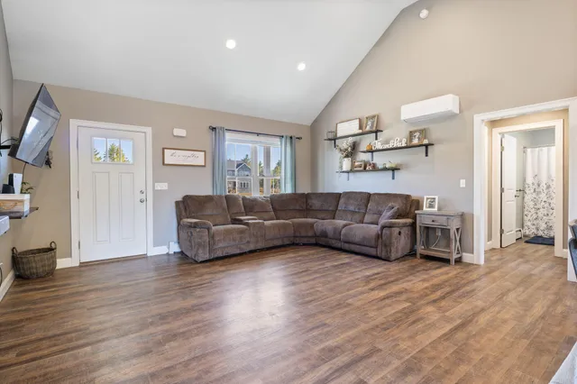 $452,500 | 8 Estes Drive, Standish, ME 04085