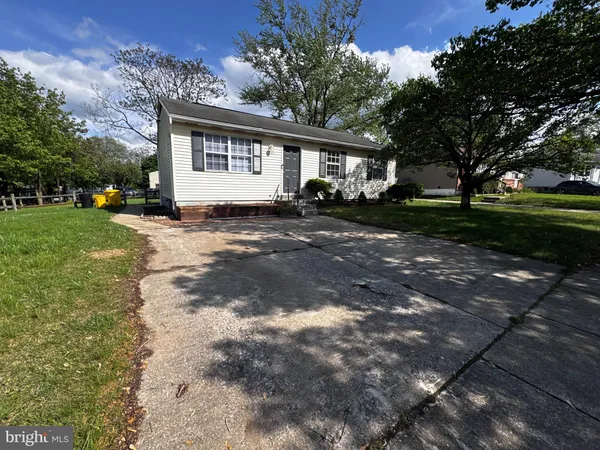 $3,100 | 1242 Cedarcliff Drive, Glen Burnie, MD 21060