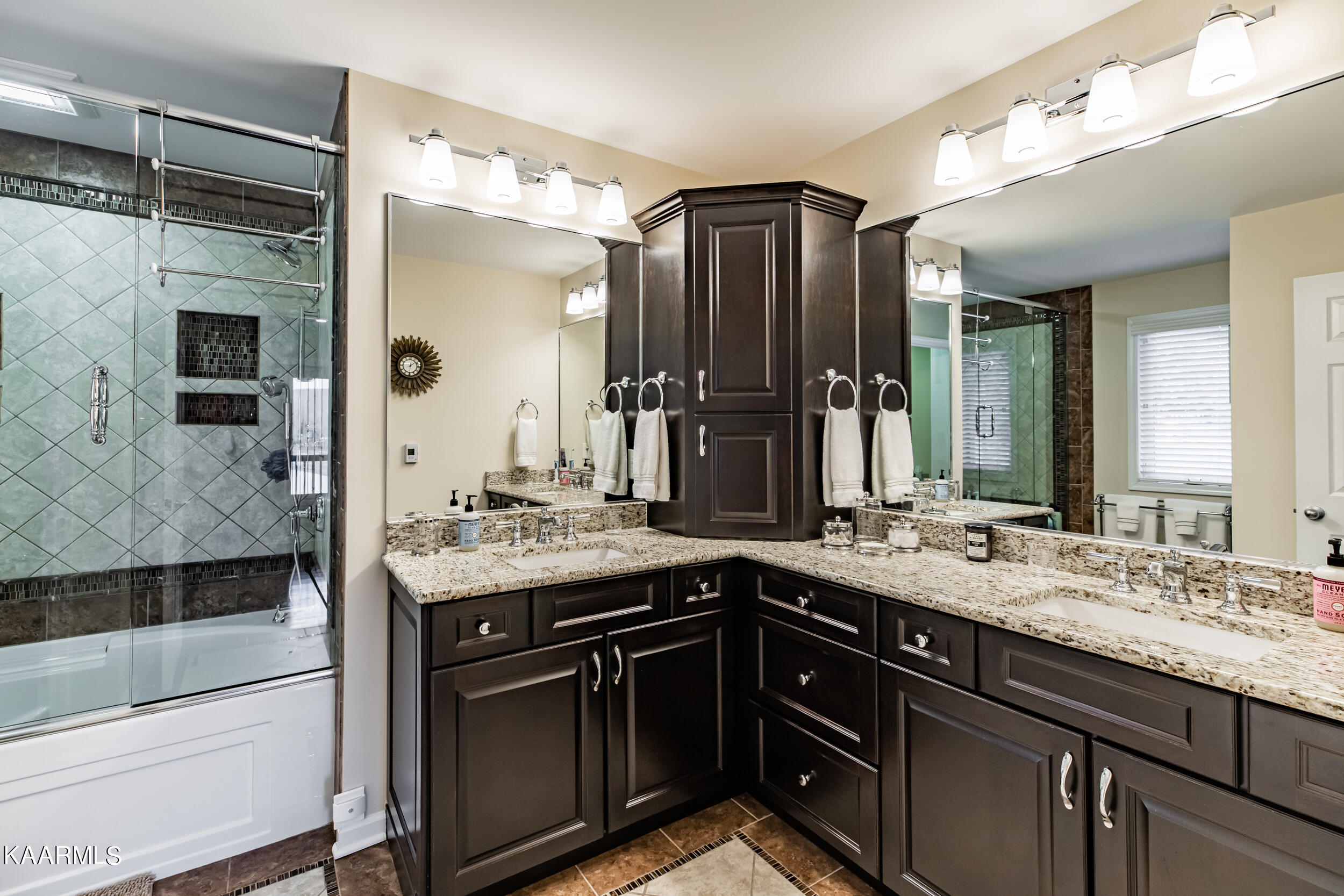 155 Persimmon Road Andersonville, TN 37705 - Photo 20 of 38 155 Persimmon Rd-26