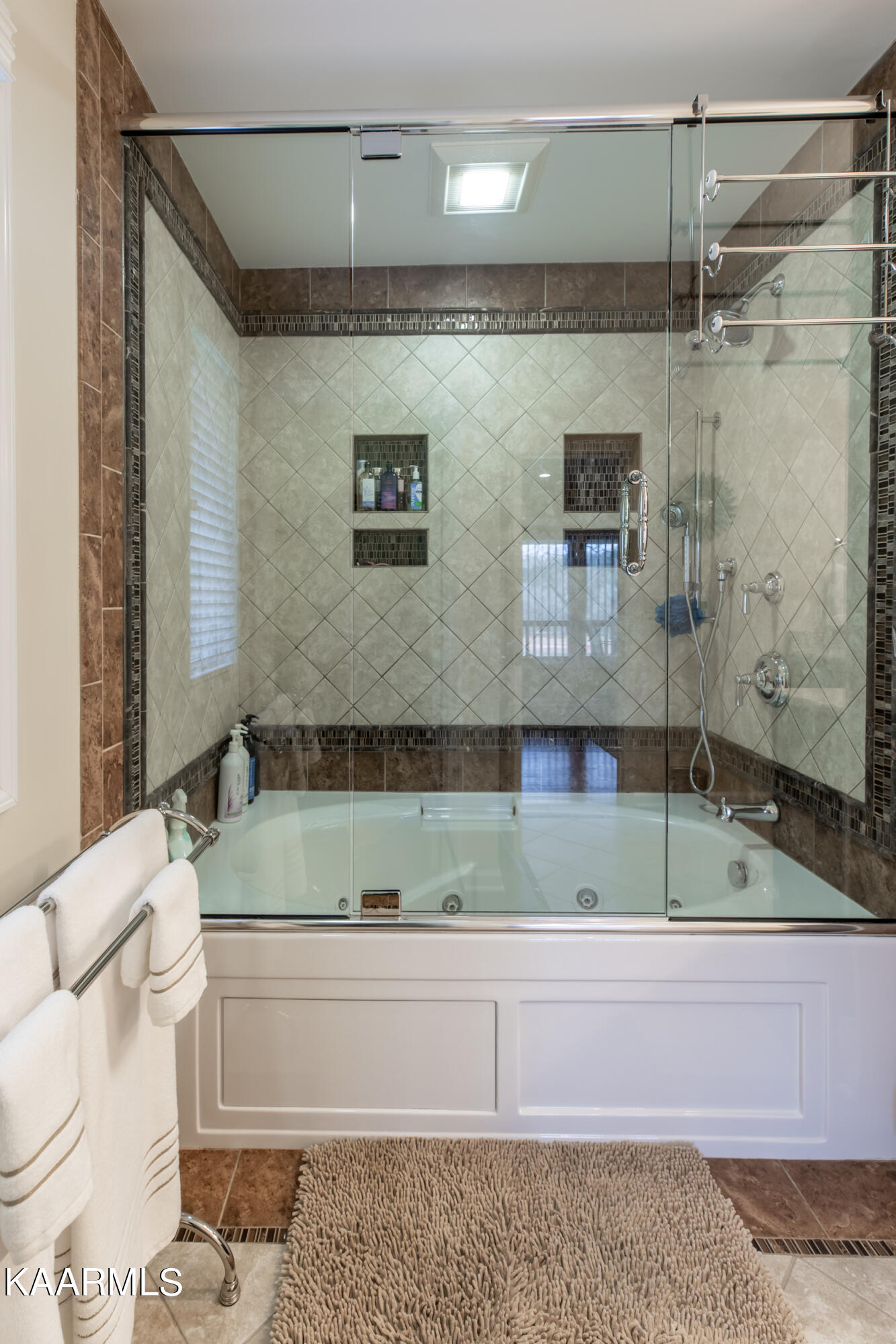 155 Persimmon Road Andersonville, TN 37705 - Photo 21 of 38 155 Persimmon Rd-27