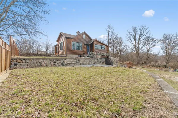$395,000 | 5726 East Musgrove Highway, Sunfield, MI 48890