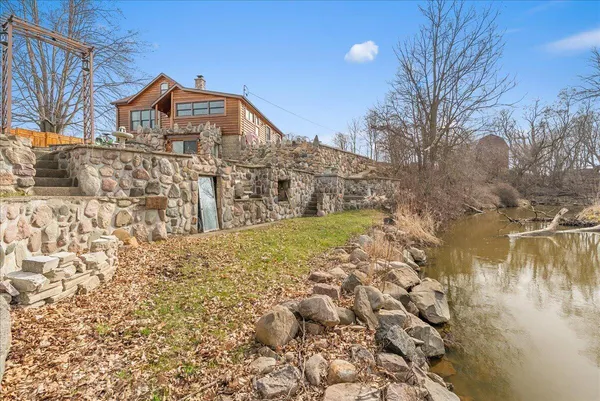 $395,000 | 5726 East Musgrove Highway, Sunfield, MI 48890