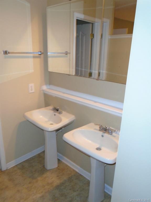 317 Lincoln Road, Unit 9 York, SC 29745 - Photo 12 of 16 Gallery Image 12