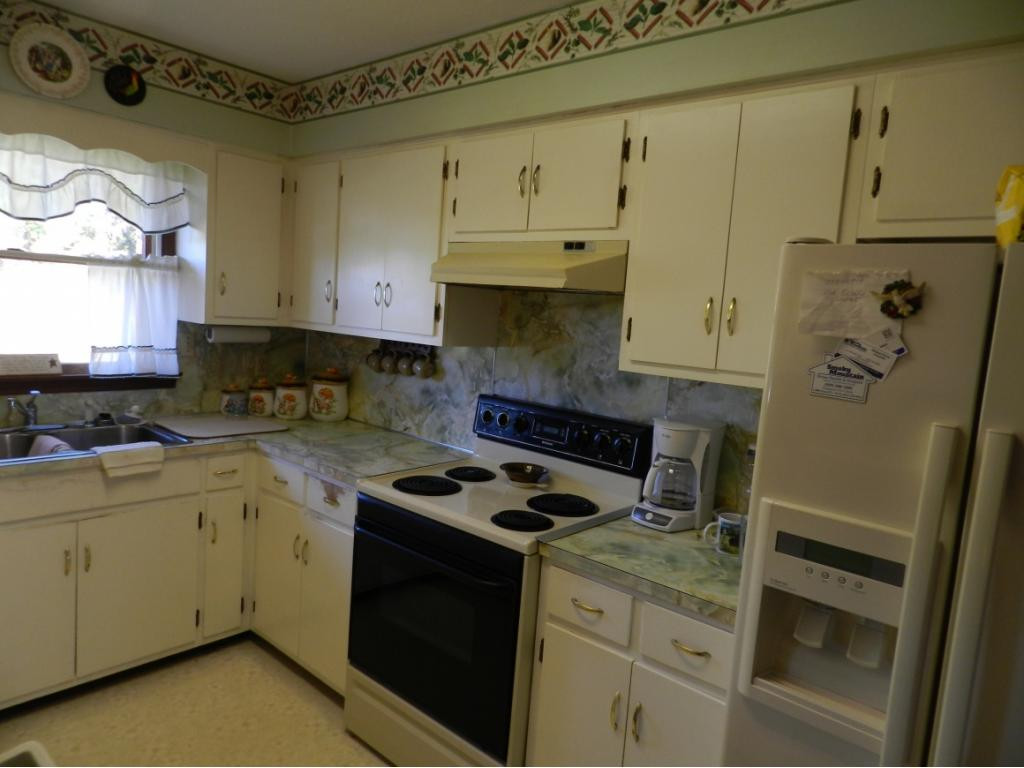 337 Wheelock Road Jonesborough, TN 37659 - Photo 11 of 20 Kitchen