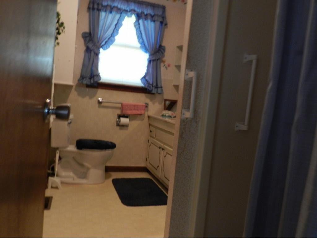 337 Wheelock Road Jonesborough, TN 37659 - Photo 15 of 20 2nd Bath