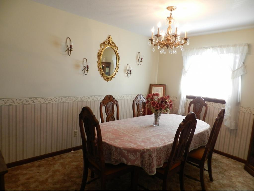 337 Wheelock Road Jonesborough, TN 37659 - Photo 4 of 20 Dining Room