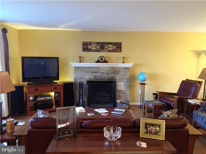 478 Plymouth Road Cheltenham, PA 19038 - Photo 4 of 24 Gallery Image 4