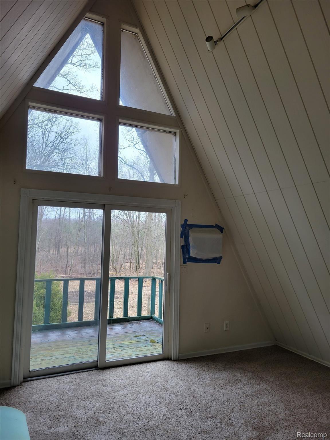 219 Dockham Road Columbiaville, MI 48421 - Photo 25 of 41 20220330_134219.jpg