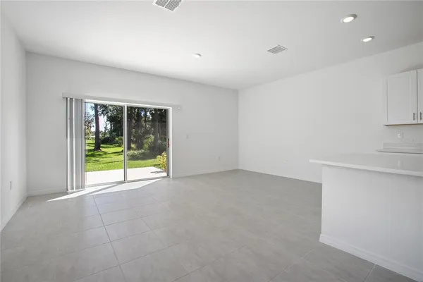 $269,999 | 184 Riverfront Way, Edgewater, FL 32141