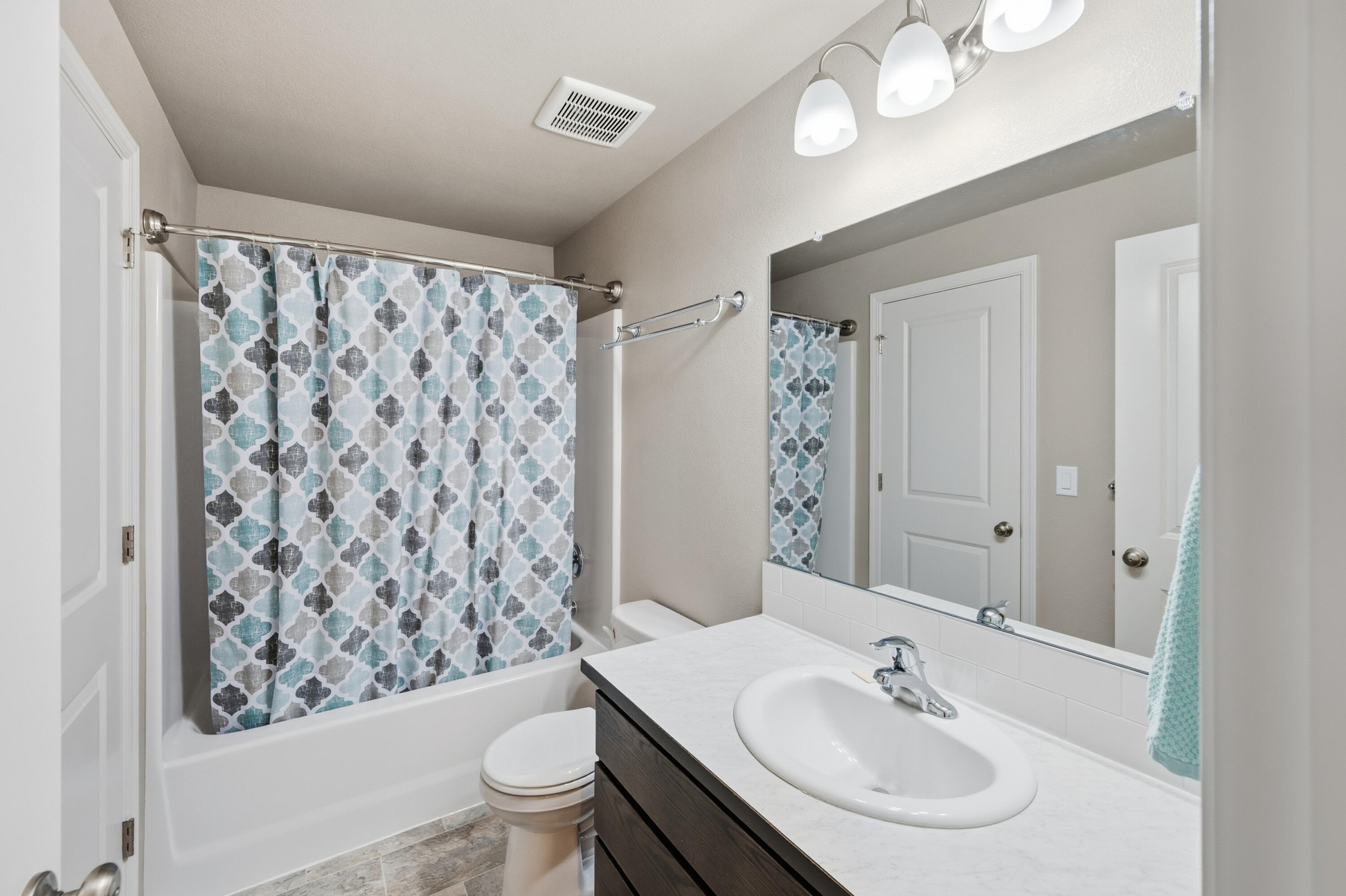 1915 Southwest 23rd Street Redmond, OR 97756 - Photo 19 of 22