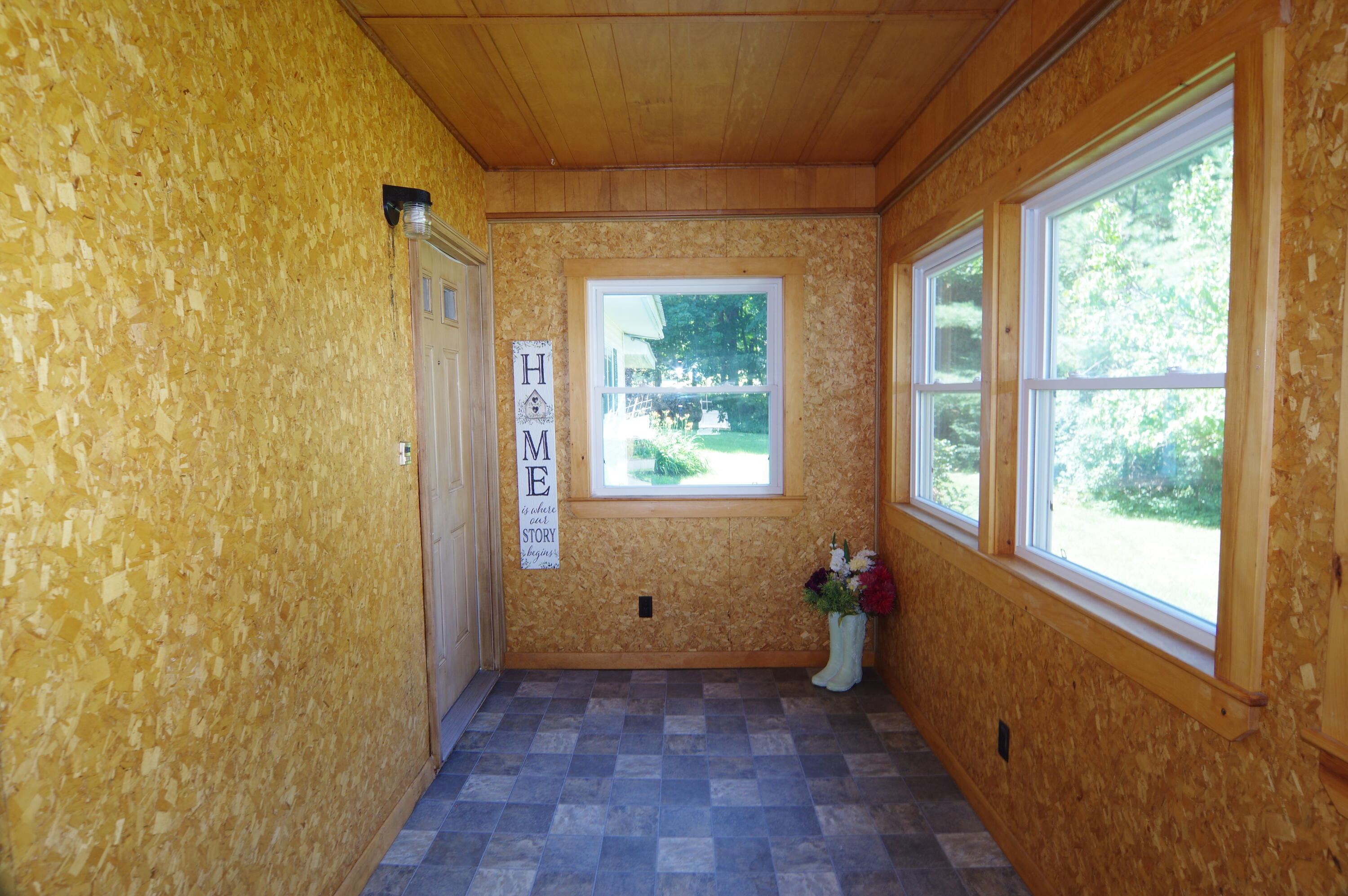 53 Maple Street Dexter, ME 04930 - Photo 5 of 29 IMGP7653
