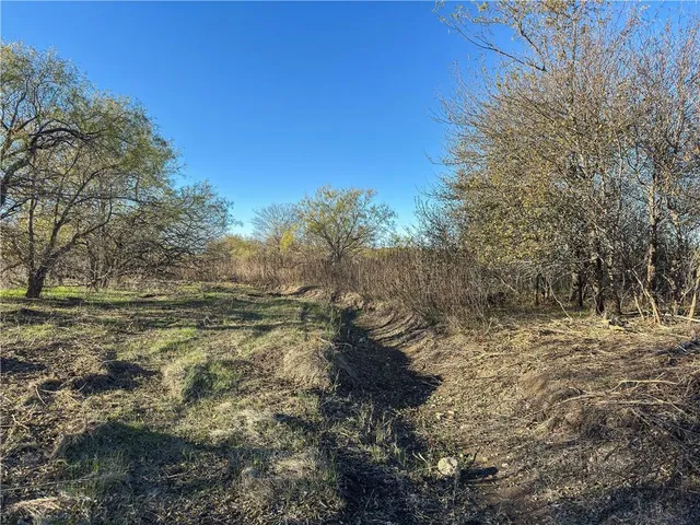 $325,000 | 3 Talbert Ranch Road, China Spring, TX 76633