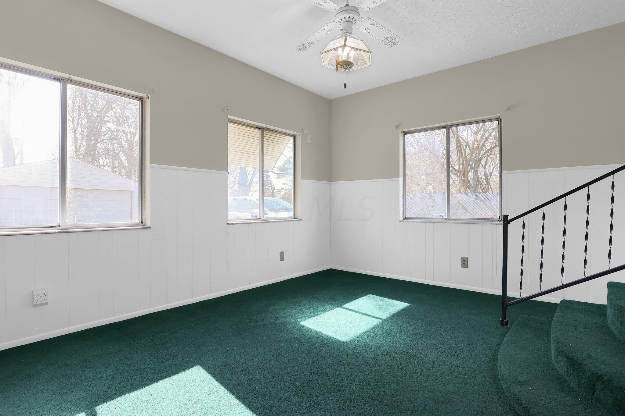 1551 Smith Road Columbus, OH 43207 - Photo 8 of 25 7-web-or-mls-1551-smith-rd