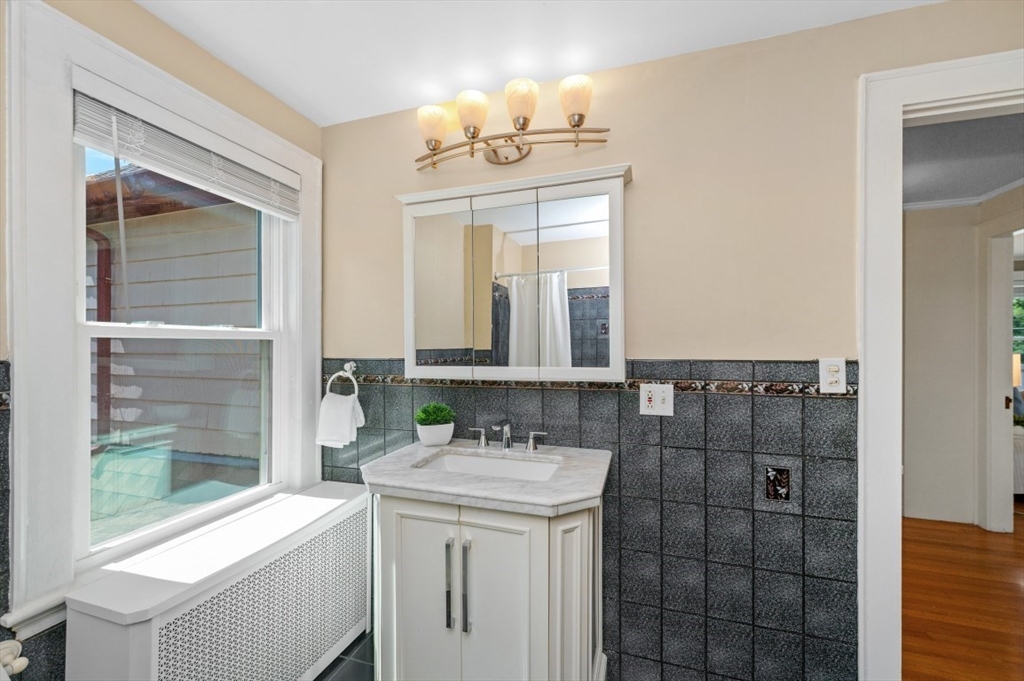 35 Burbank Road Medford, MA 02155 - Photo 6 of 23 Gallery Image 6